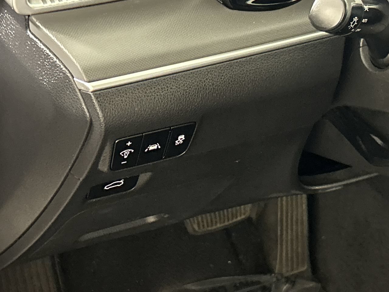 Used 2022 Kia K5 LXS FWD image 13