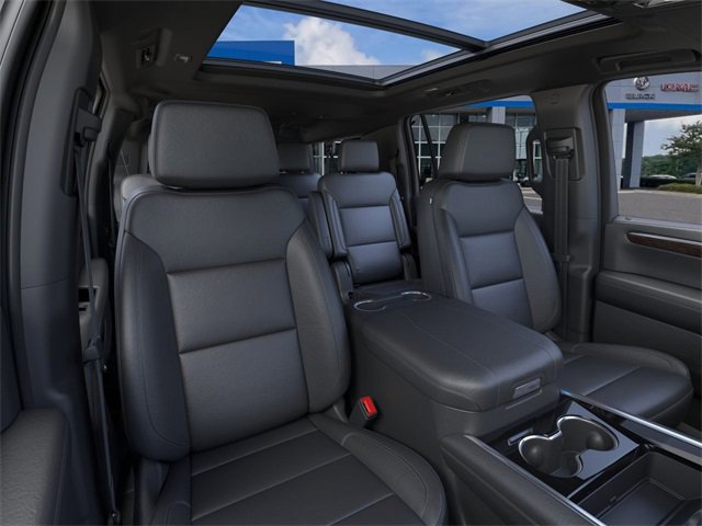 New 2026 Chevrolet Suburban Z71 w/ Comfort Package image 16
