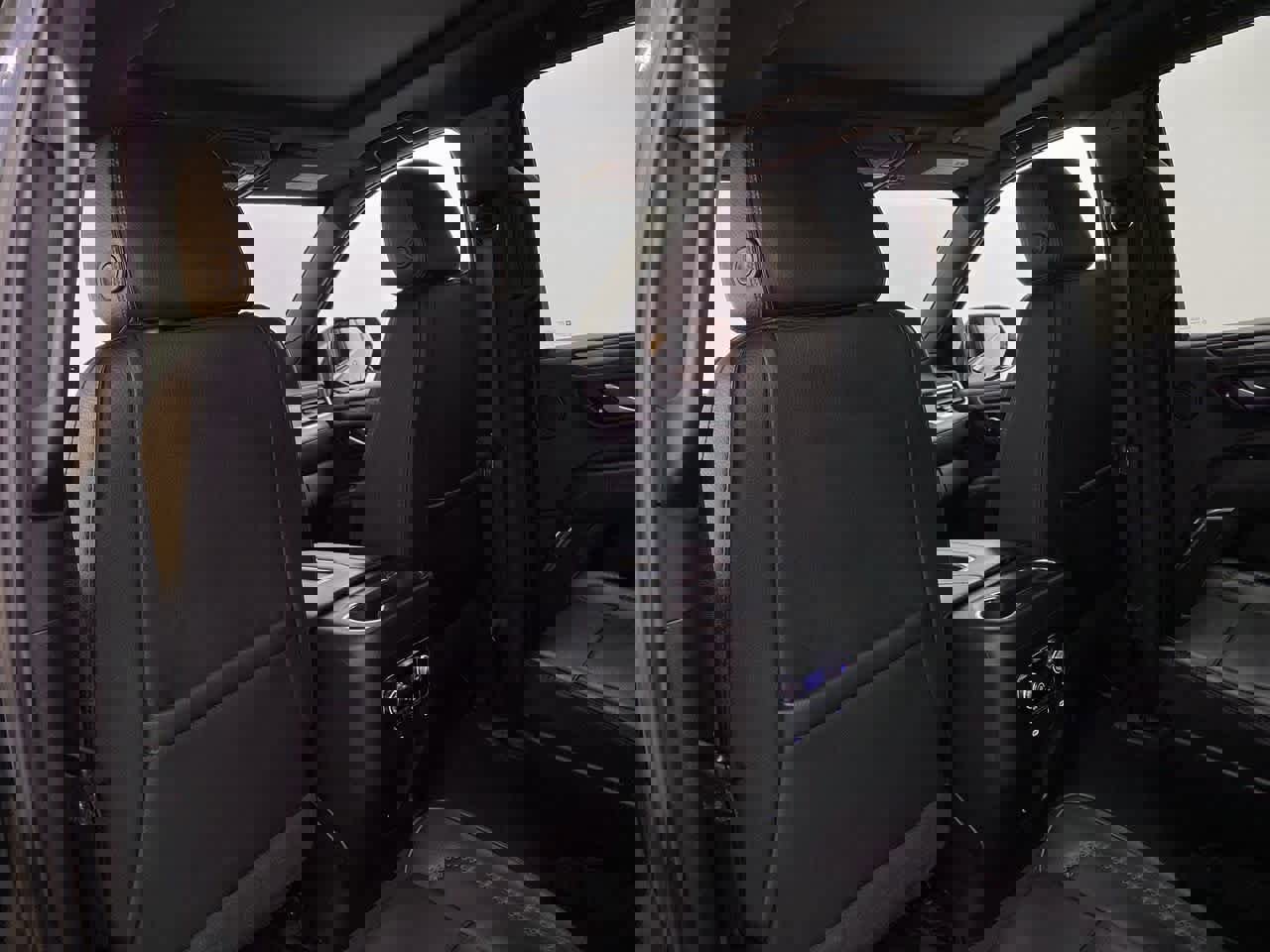 Used 2022 GMC Yukon XL Denali image 15