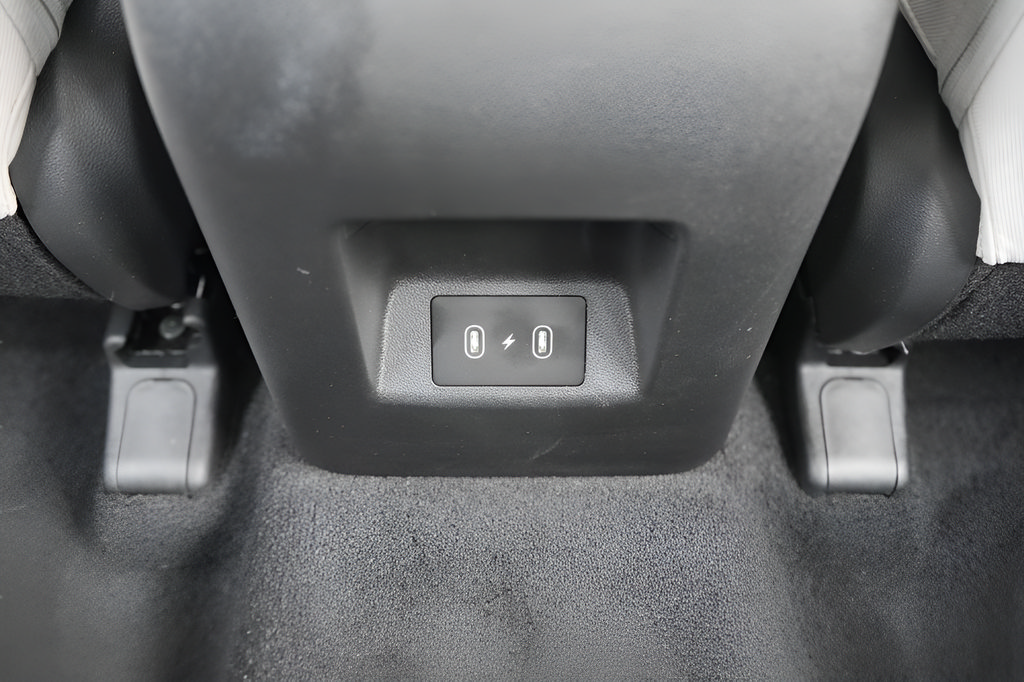 Certified 2026 Hyundai Tucson SE FWD image 17
