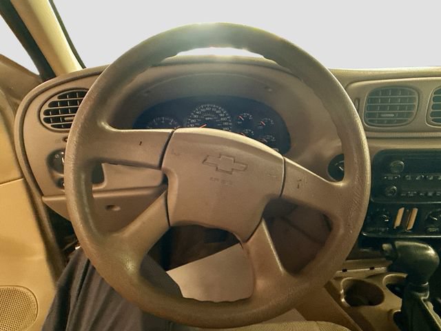 Used 2004 Chevrolet TrailBlazer LS w/ LS Preferred Equipment Group AWD/4WD image 10