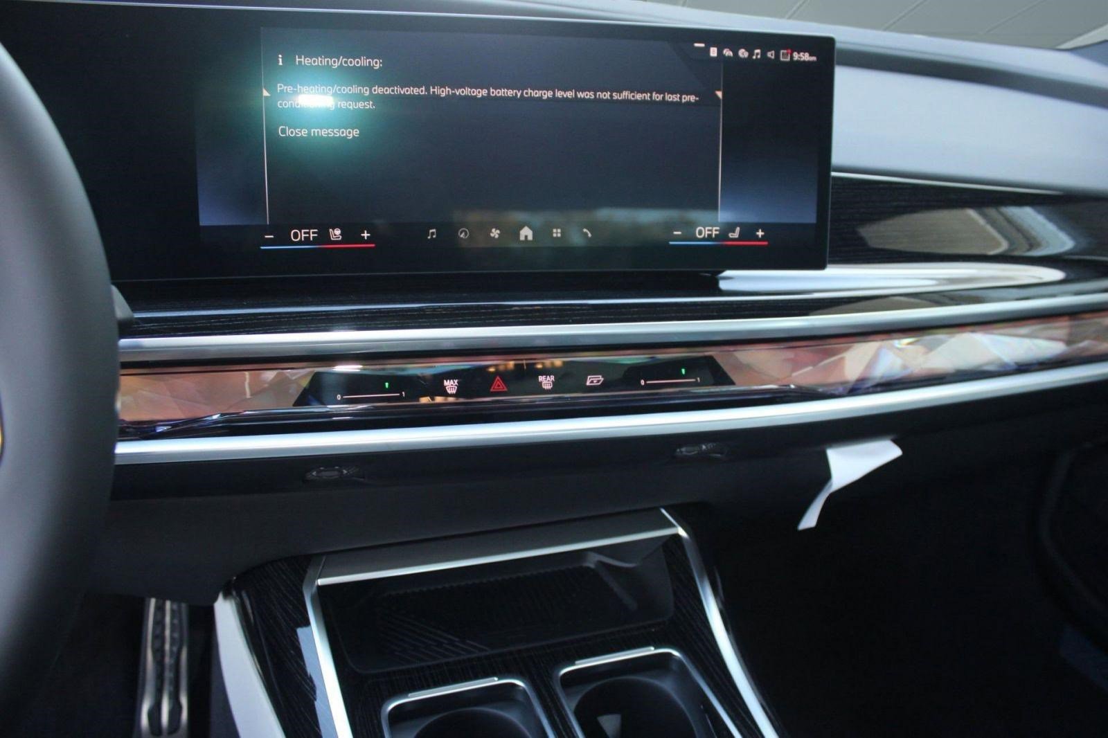 Used 2026 BMW i7 eDrive50 image 23