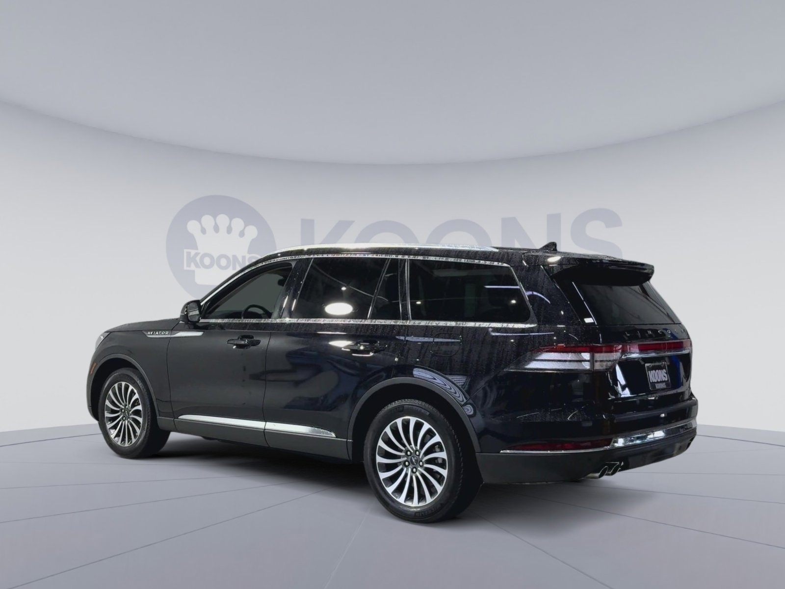Used 2024 Lincoln Aviator AWD w/ Premium Package image 8