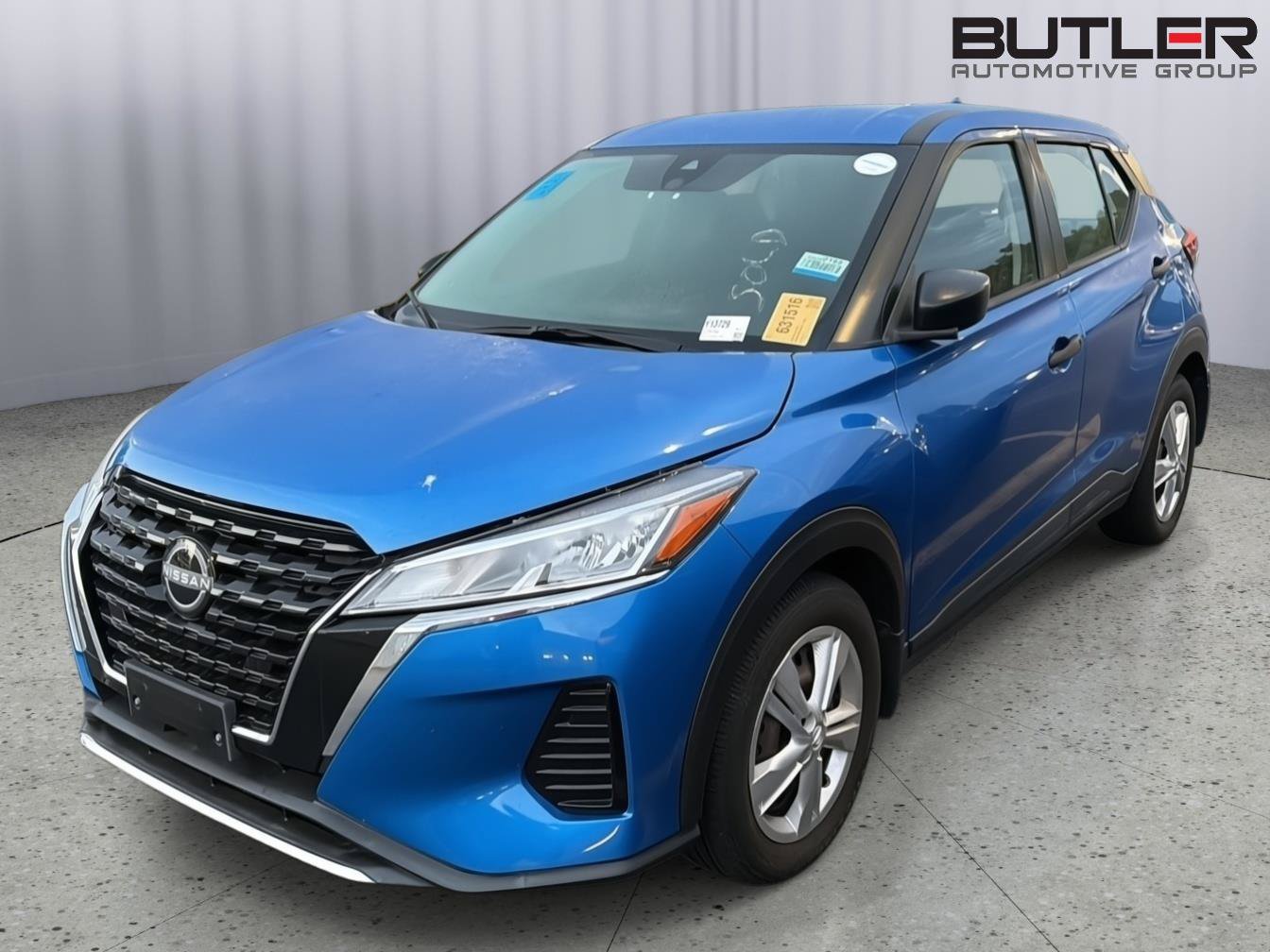 Used 2024 Nissan Kicks S FWD image 1