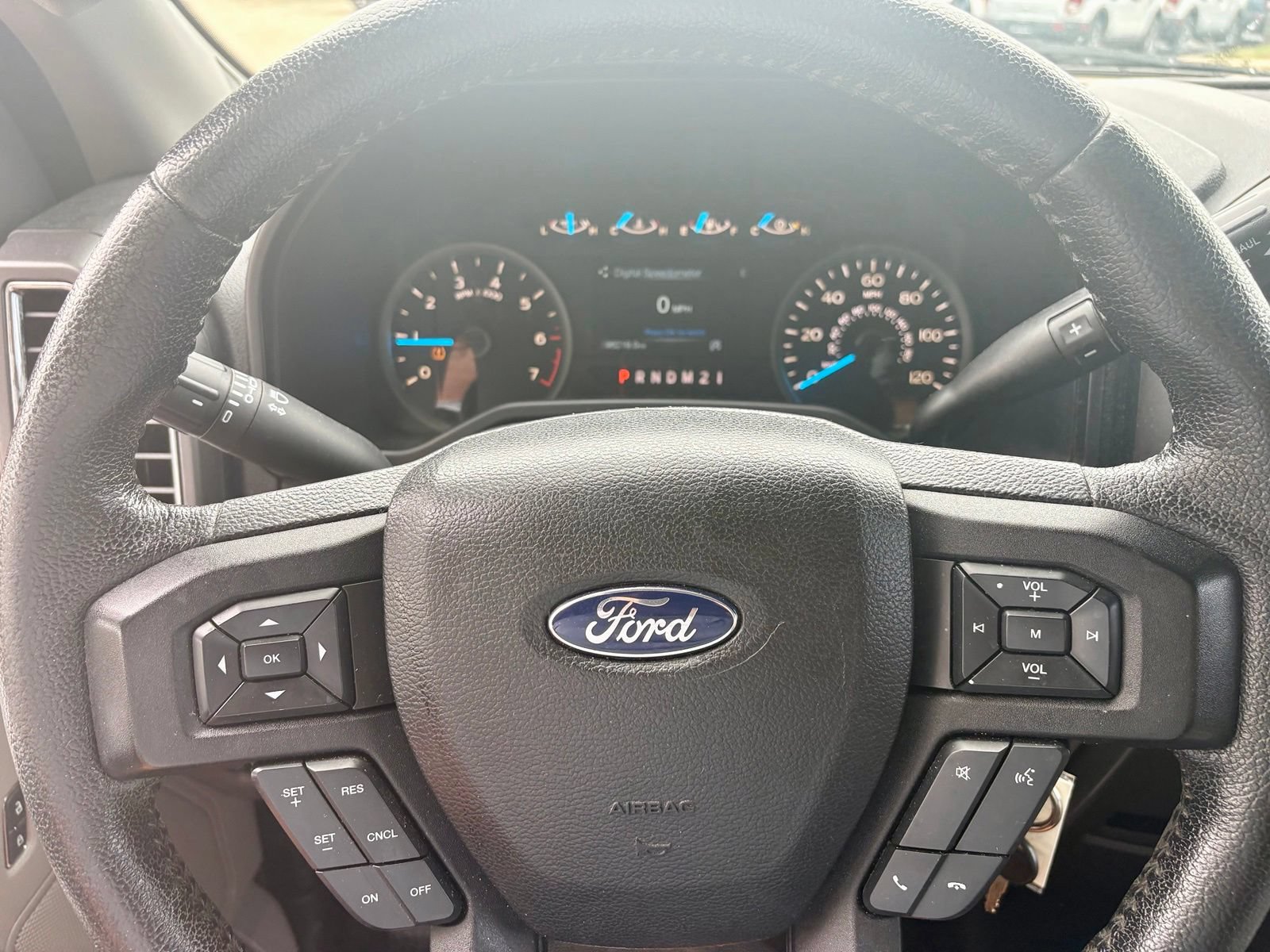 Used 2015 Ford F150 XLT w/ Equipment Group 301A Mid RWD image 13