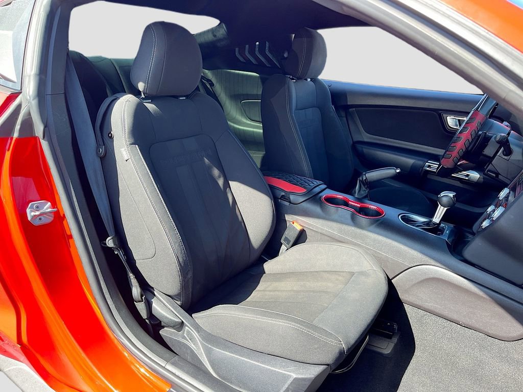 Used 2019 Ford Mustang Coupe image 25
