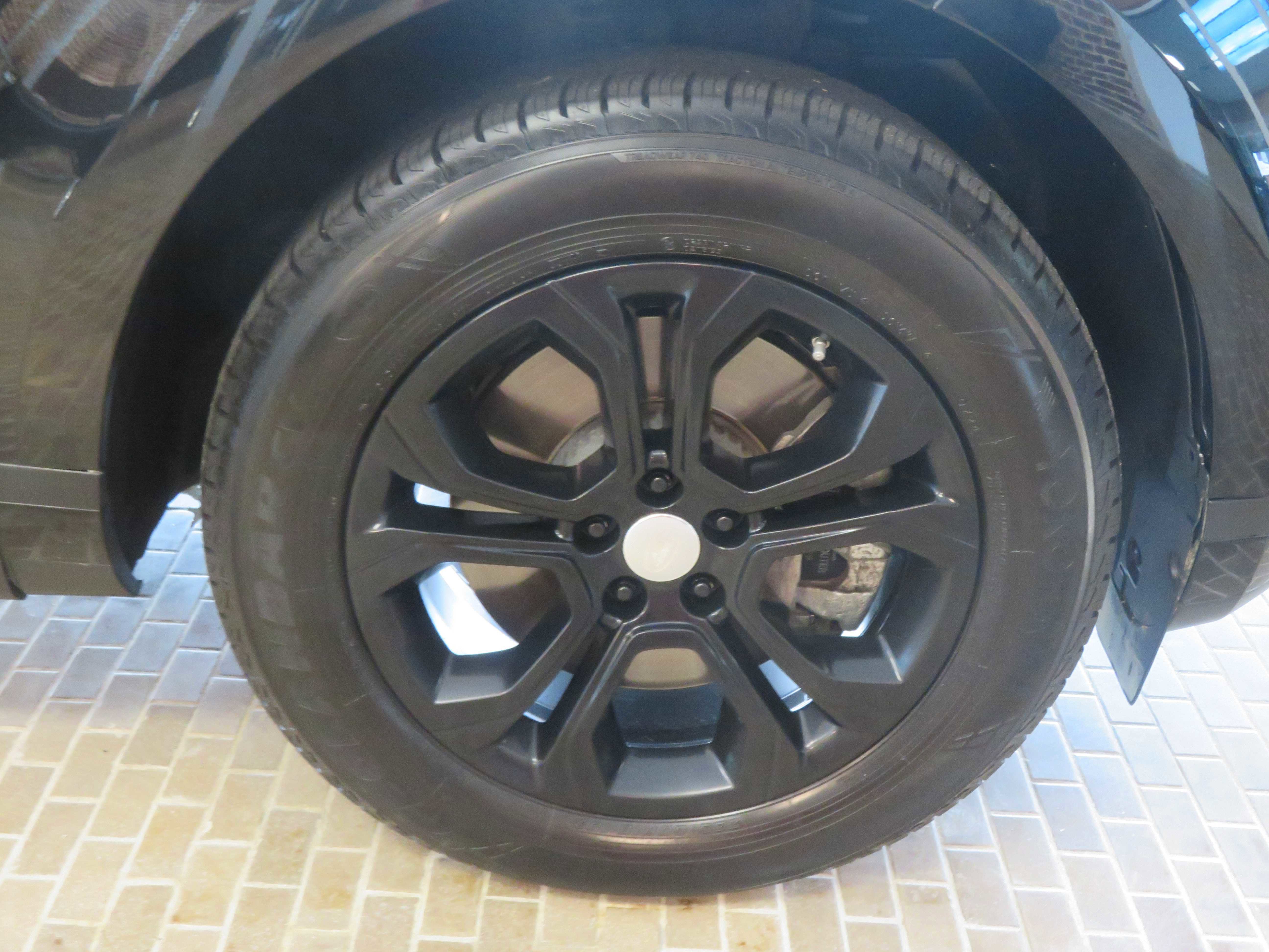Used 2020 Land Rover Range Rover Evoque S image 10