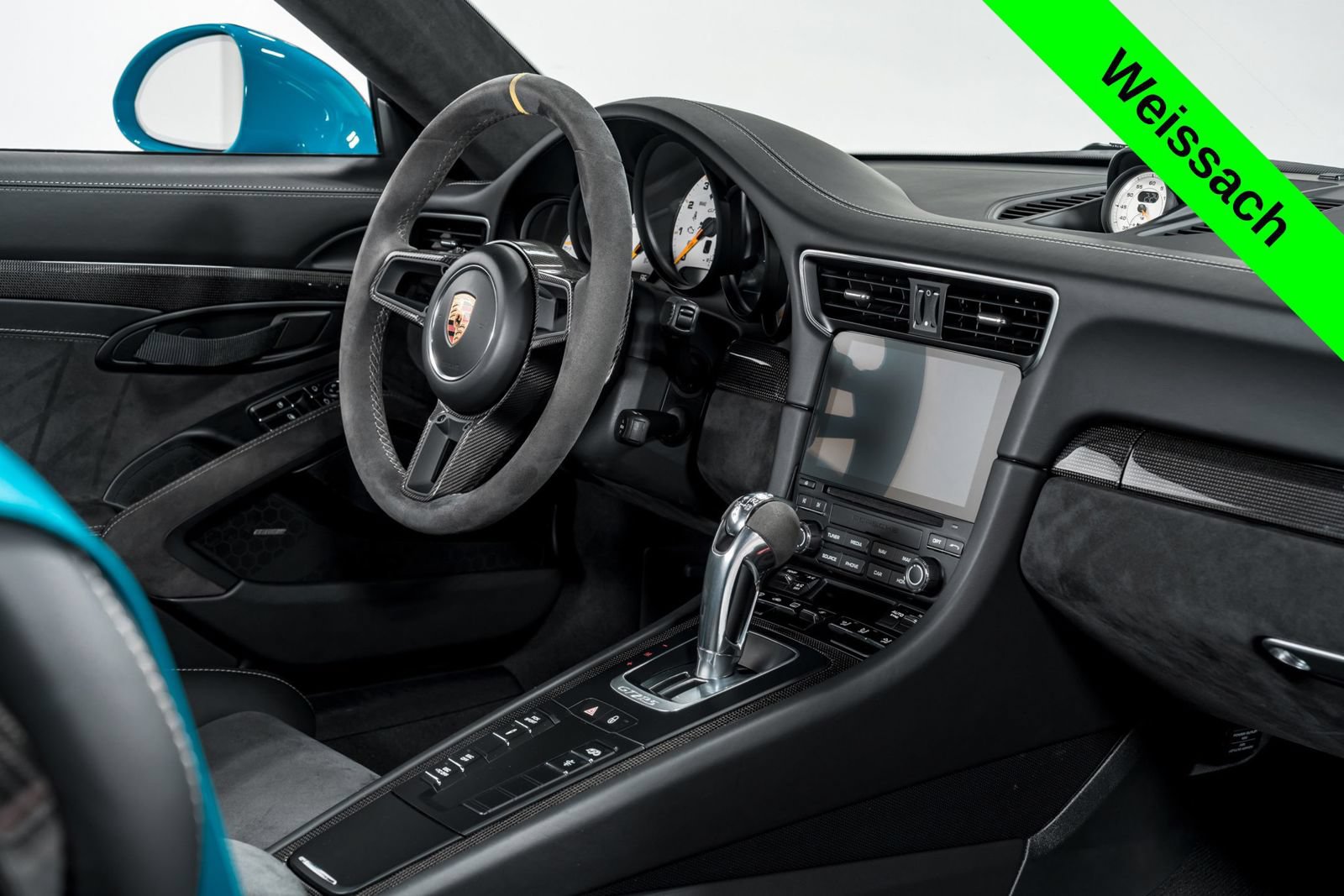 Used 2018 Porsche 911 GT2 RS w/ Weissach Package RWD image 33