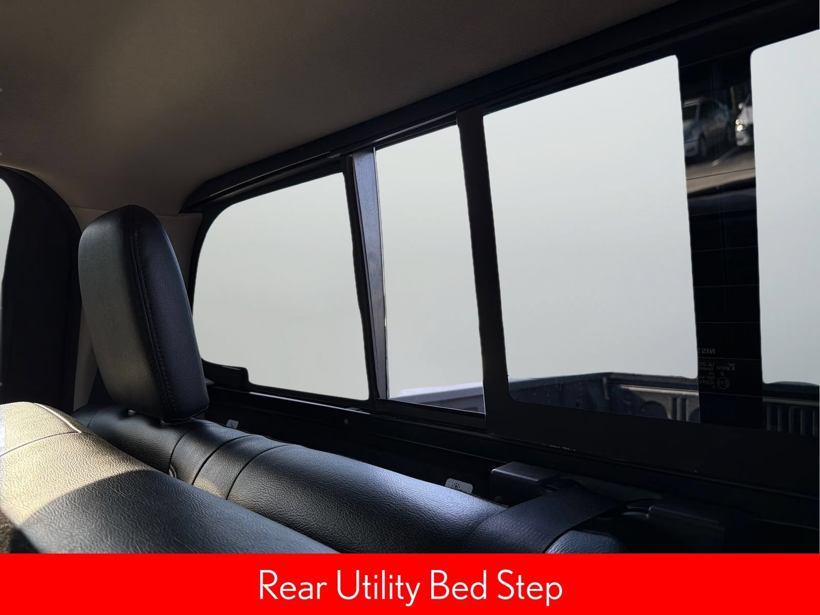 Used 2020 Nissan Titan SV w/ SV Convenience Package RWD image 32