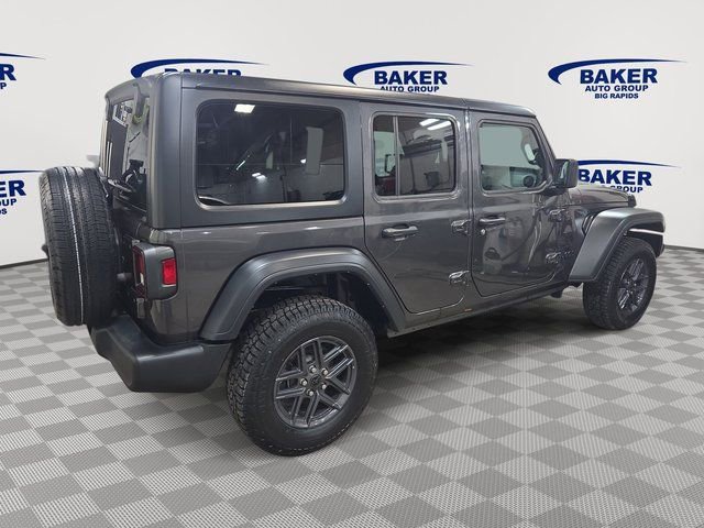 Used 2024 Jeep Wrangler Sport S image 6