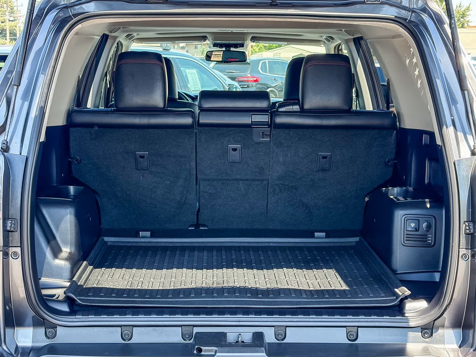 Used 2019 Toyota 4Runner TRD Off-Road Premium AWD/4WD image 26