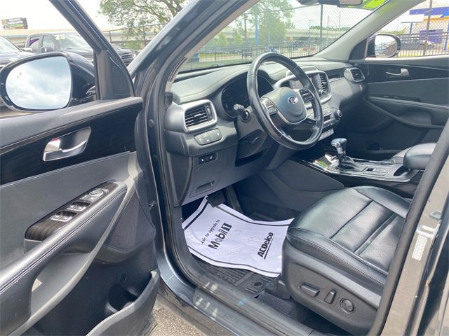 Used 2020 Kia Sorento EX image 13