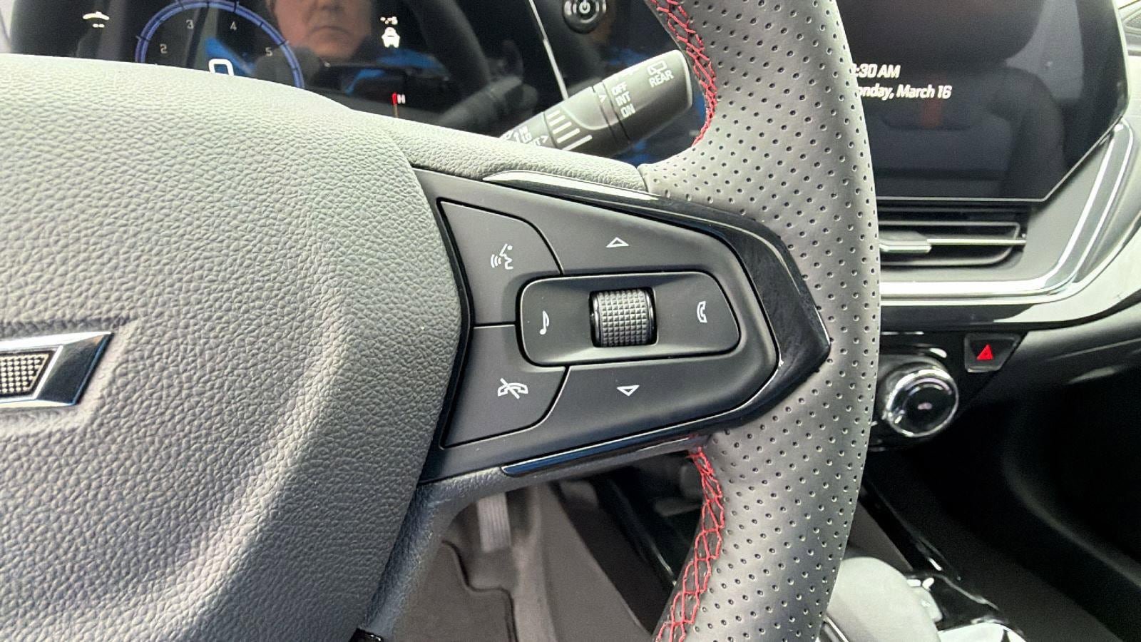New 2026 Chevrolet Trax RS w/ Sunroof Package FWD image 22