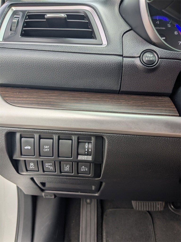 Used 2016 Subaru Legacy 2.5i Limited image 20