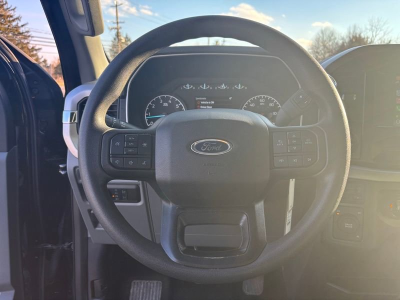 Used 2022 Ford F150 XLT w/ XTR Package image 9