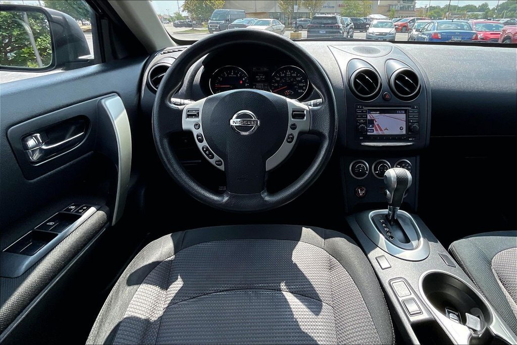 Used 2013 Nissan Rogue SV w/ Premium Pkg AWD/4WD image 5