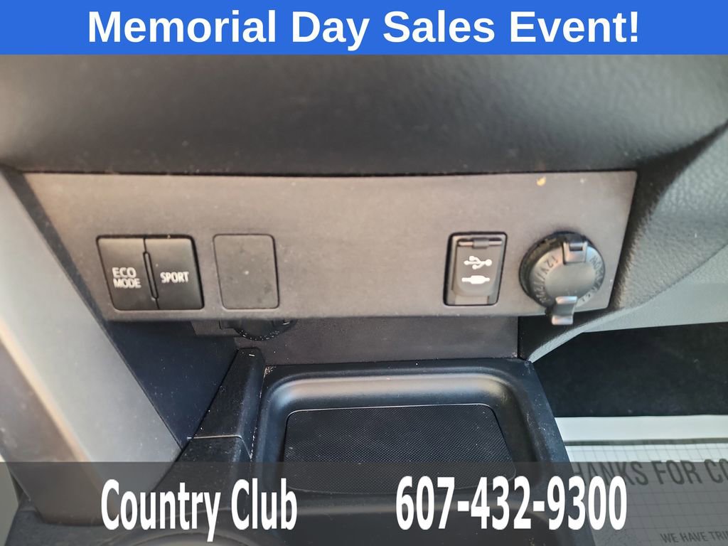 Used 2018 Toyota RAV4 LE w/ All Weather Liner Package AWD/4WD image 13
