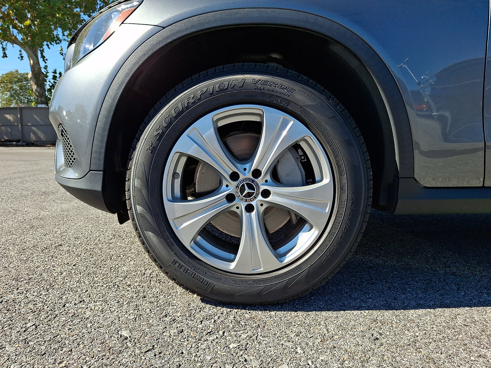 Used 2017 Mercedes-Benz GLC 300 4MATIC image 9