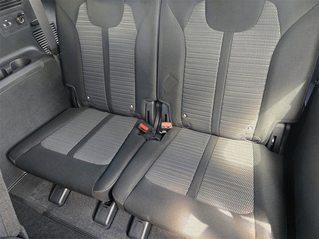 New 2025 Kia Sorento LX image 22