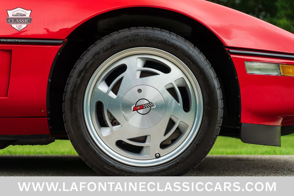 Used 1988 Chevrolet Corvette Convertible RWD image 47