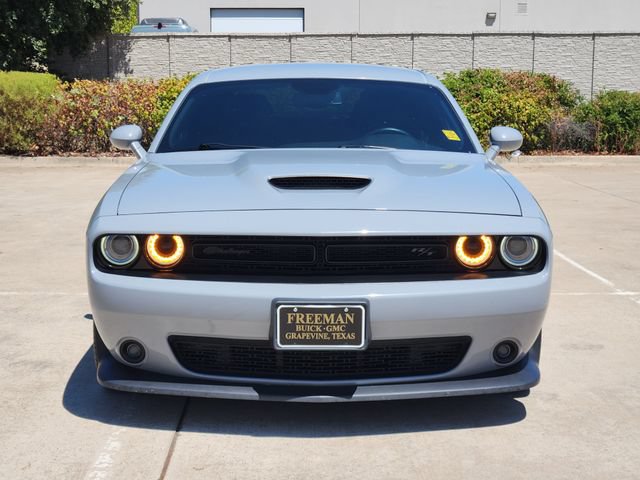 Used 2021 Dodge Challenger R/T w/ Blacktop Package RWD image 2