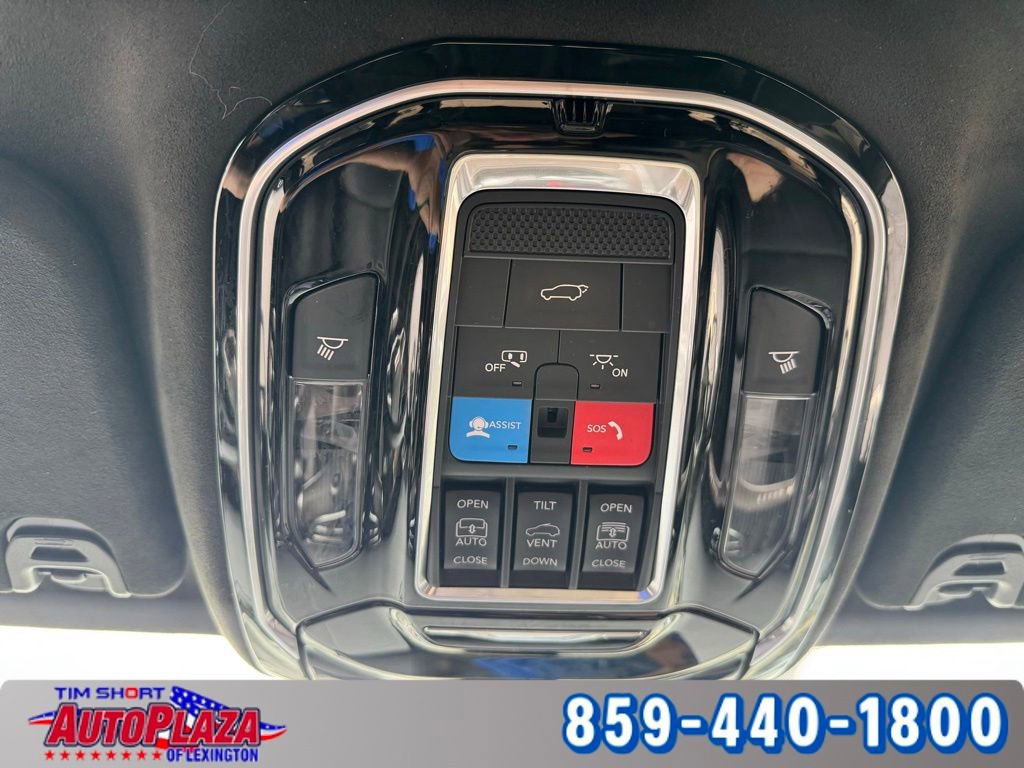 Used 2022 Jeep Grand Wagoneer Series II w/ Premium Group II AWD/4WD image 32