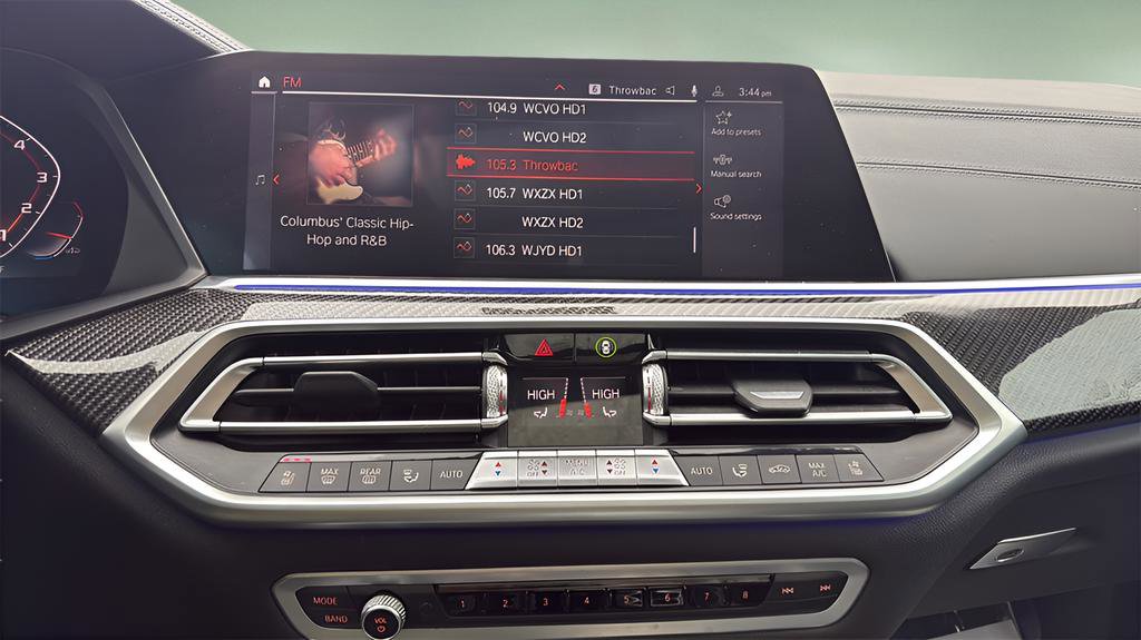 Used 2020 BMW X6 M50i w/ Executive Package image 21