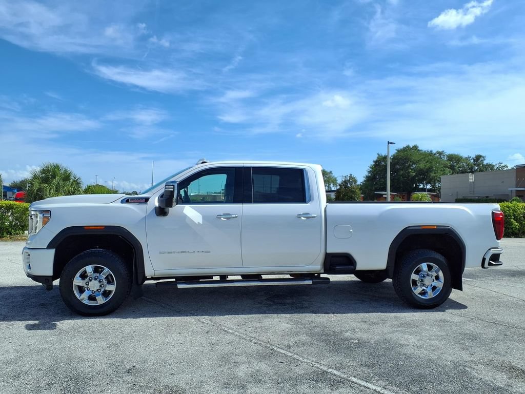 Used 2021 GMC Sierra 3500 Denali w/ Denali Ultimate Package AWD/4WD image 4