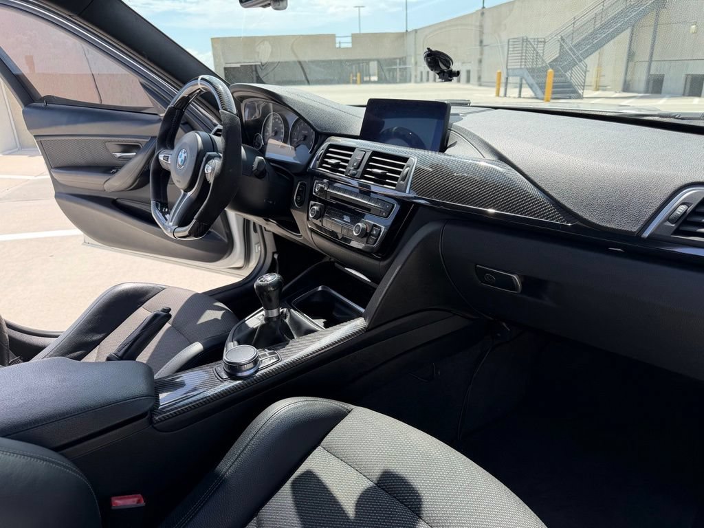 Used 2018 BMW M3 RWD image 28