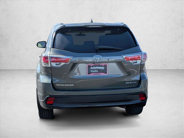 Used 2015 Toyota Highlander XLE AWD/4WD image 8