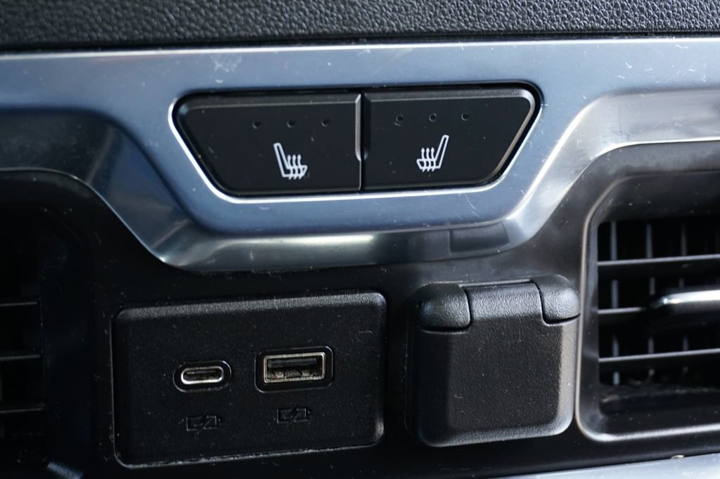 Used 2020 GMC Sierra 3500 Denali w/ Denali Ultimate Package image 39