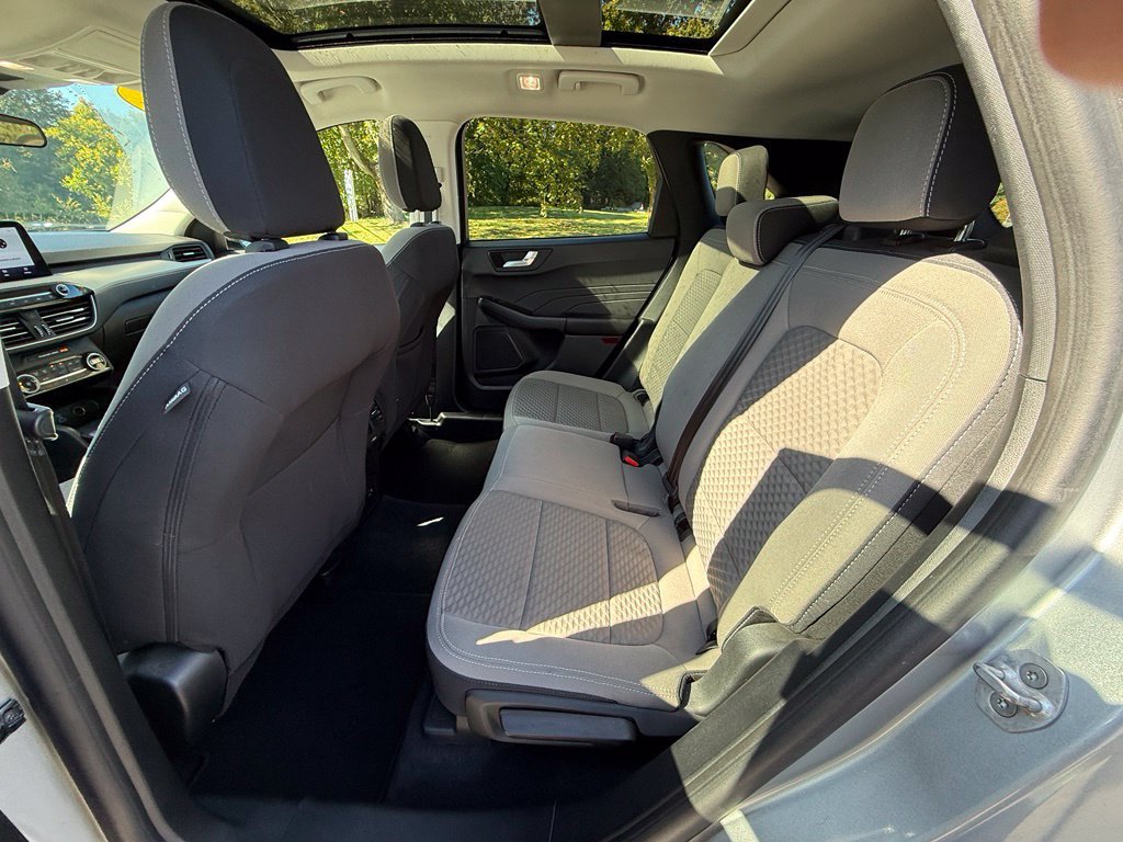 Used 2021 Ford Escape SE w/ SE Sport Appearance Package AWD/4WD image 22