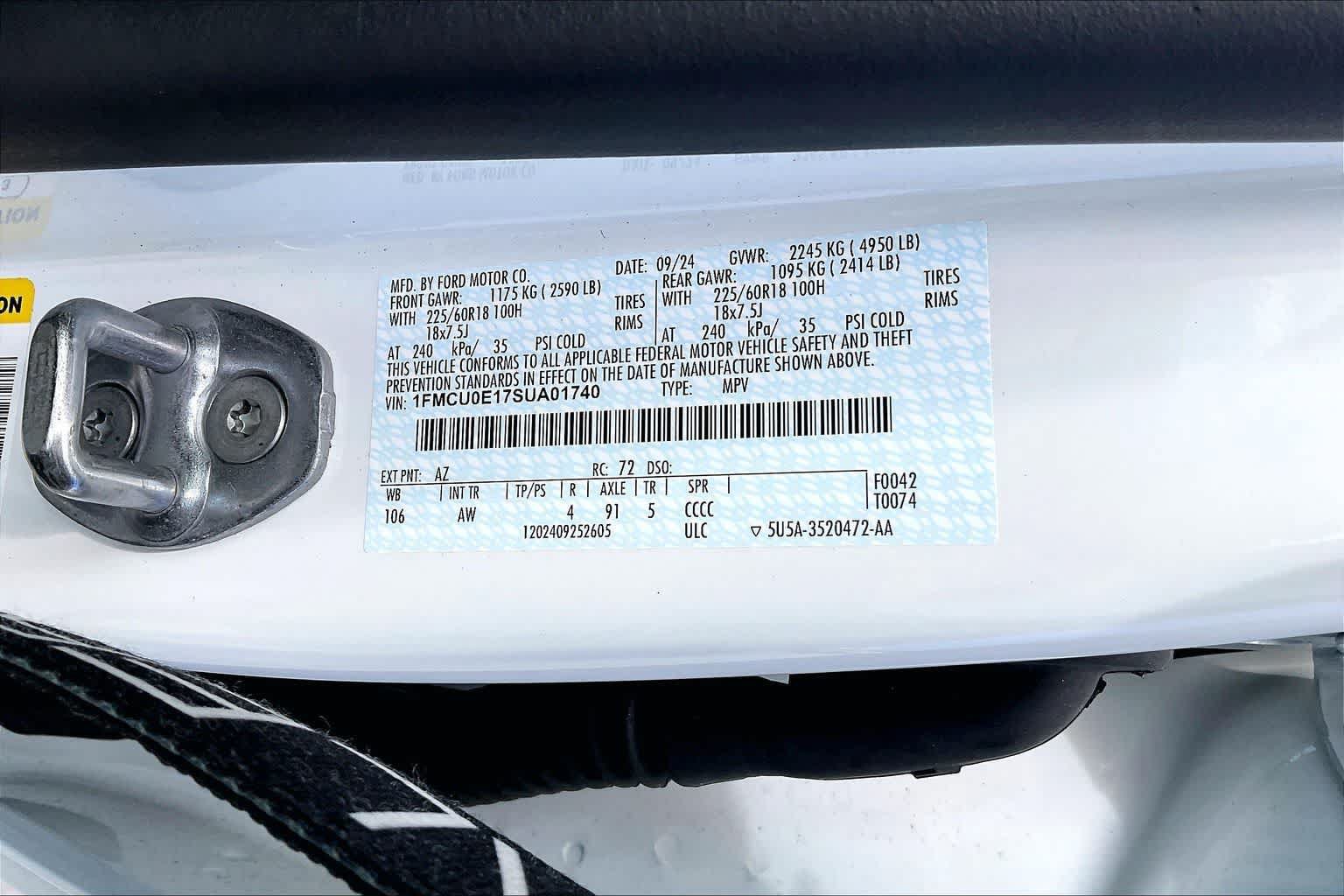 Used 2025 Ford Escape SE w/ PHEV Premium Package FWD image 20