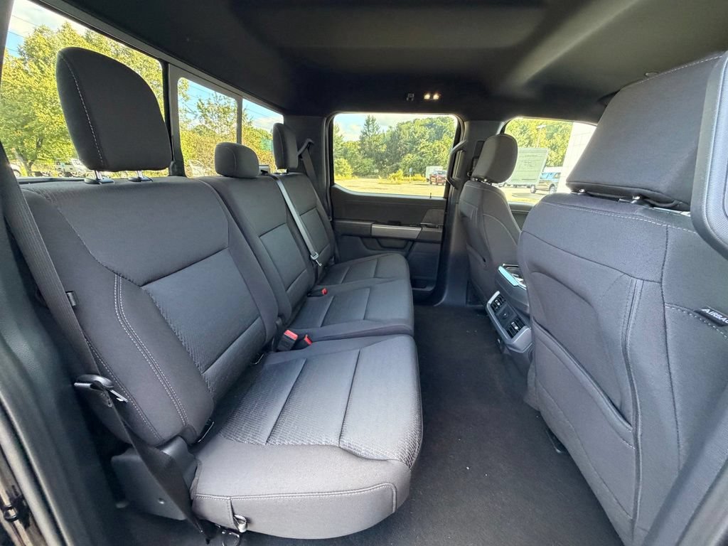 New 2026 Ford F150 XLT w/ Equipment Group 302A MID AWD/4WD image 25