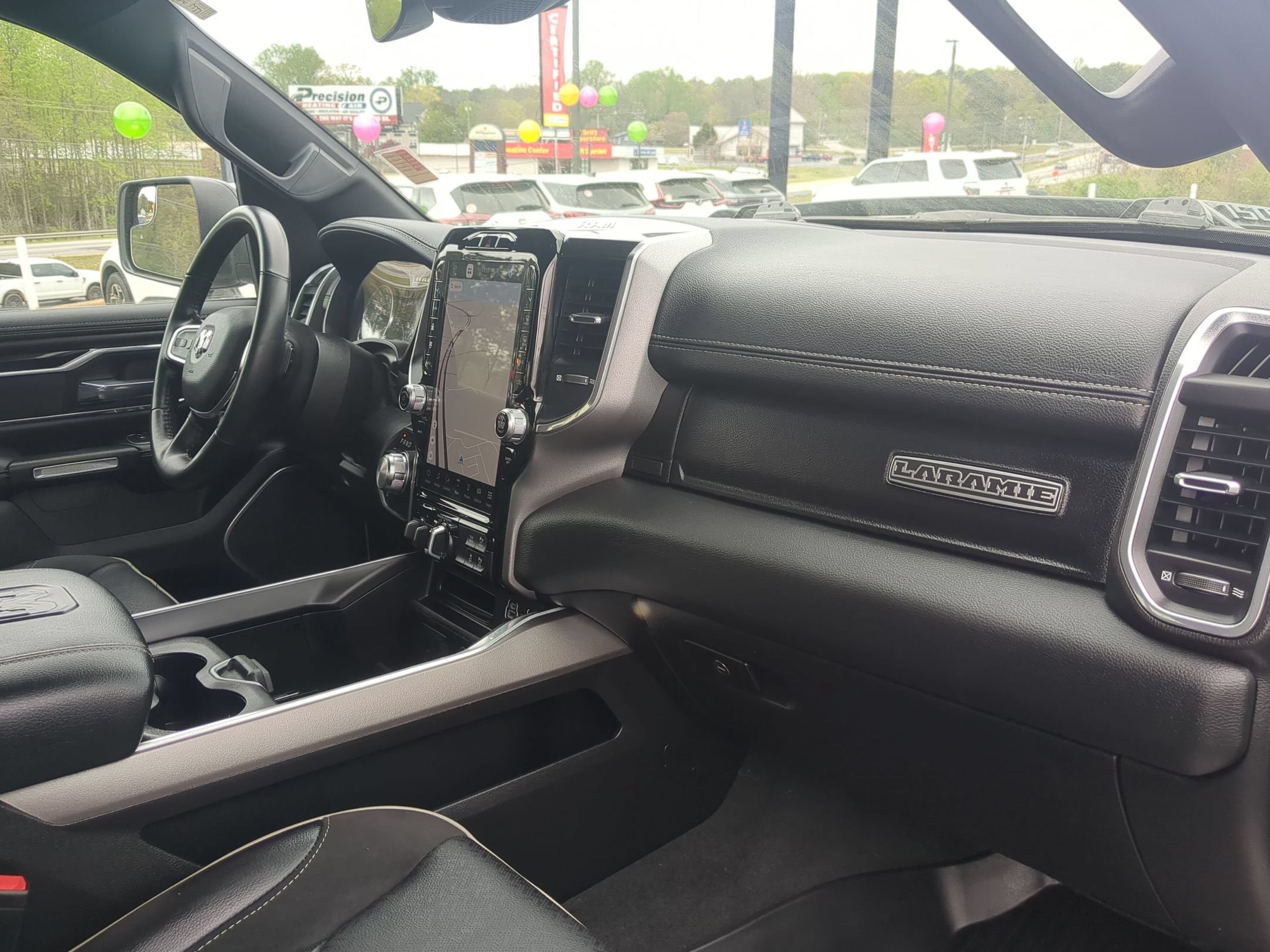 Used 2022 RAM 1500 Laramie AWD/4WD image 27