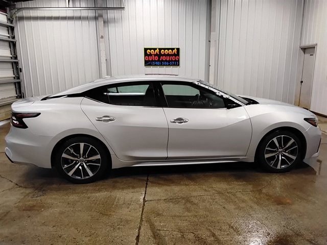 Used 2020 Nissan Maxima 3.5 SV w/ Floor Mat Group image 2
