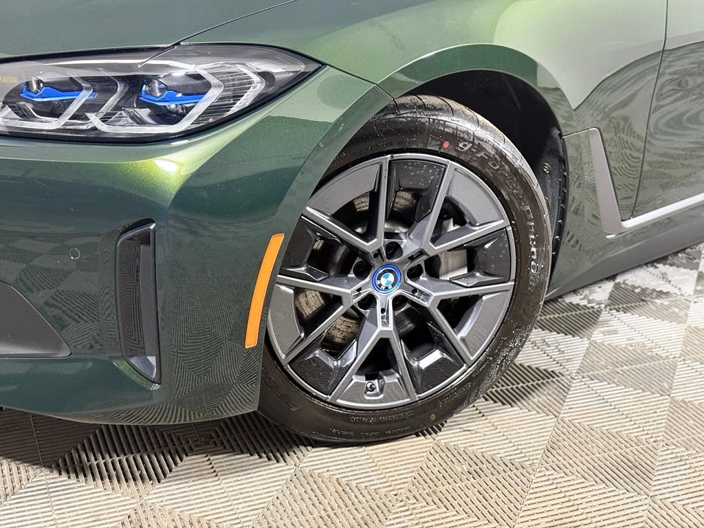 Used 2023 BMW i4 eDrive40 w/ Premium Package RWD image 2