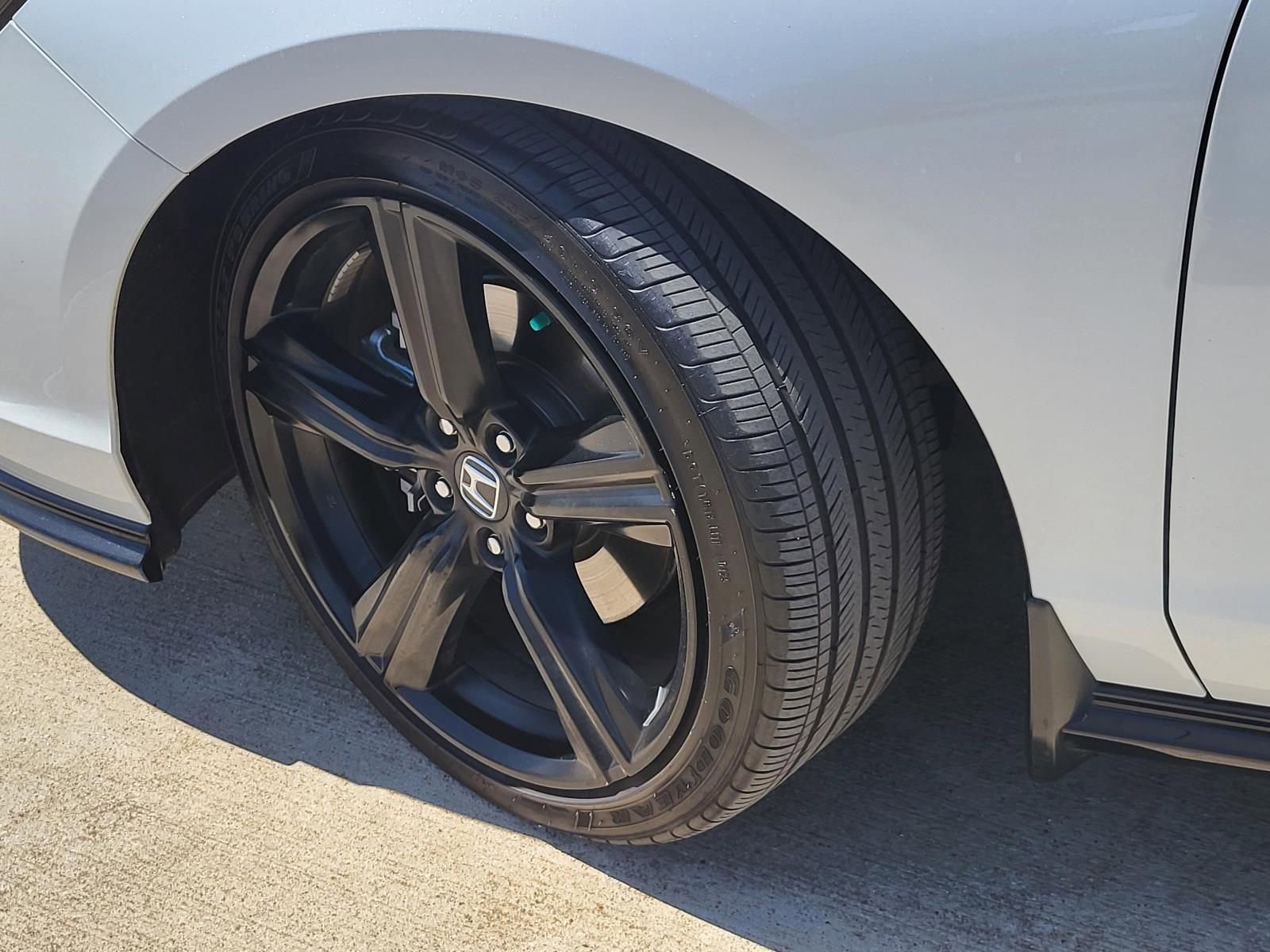 Used 2025 Honda Accord Sport image 11