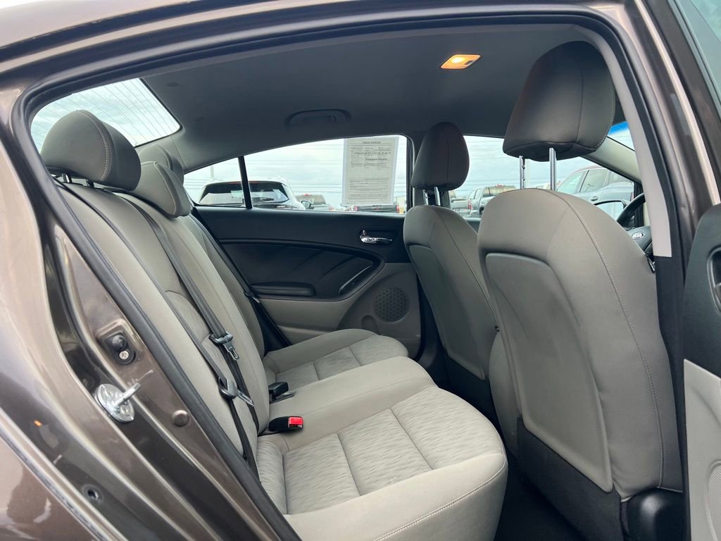 Used 2014 Kia Forte LX image 17