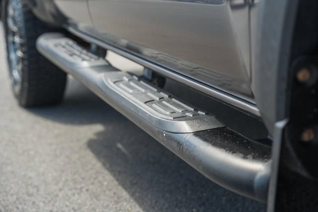 Used 2018 Toyota Tacoma TRD Off-Road w/ Four Season Floor Mat Package AWD/4WD image 17
