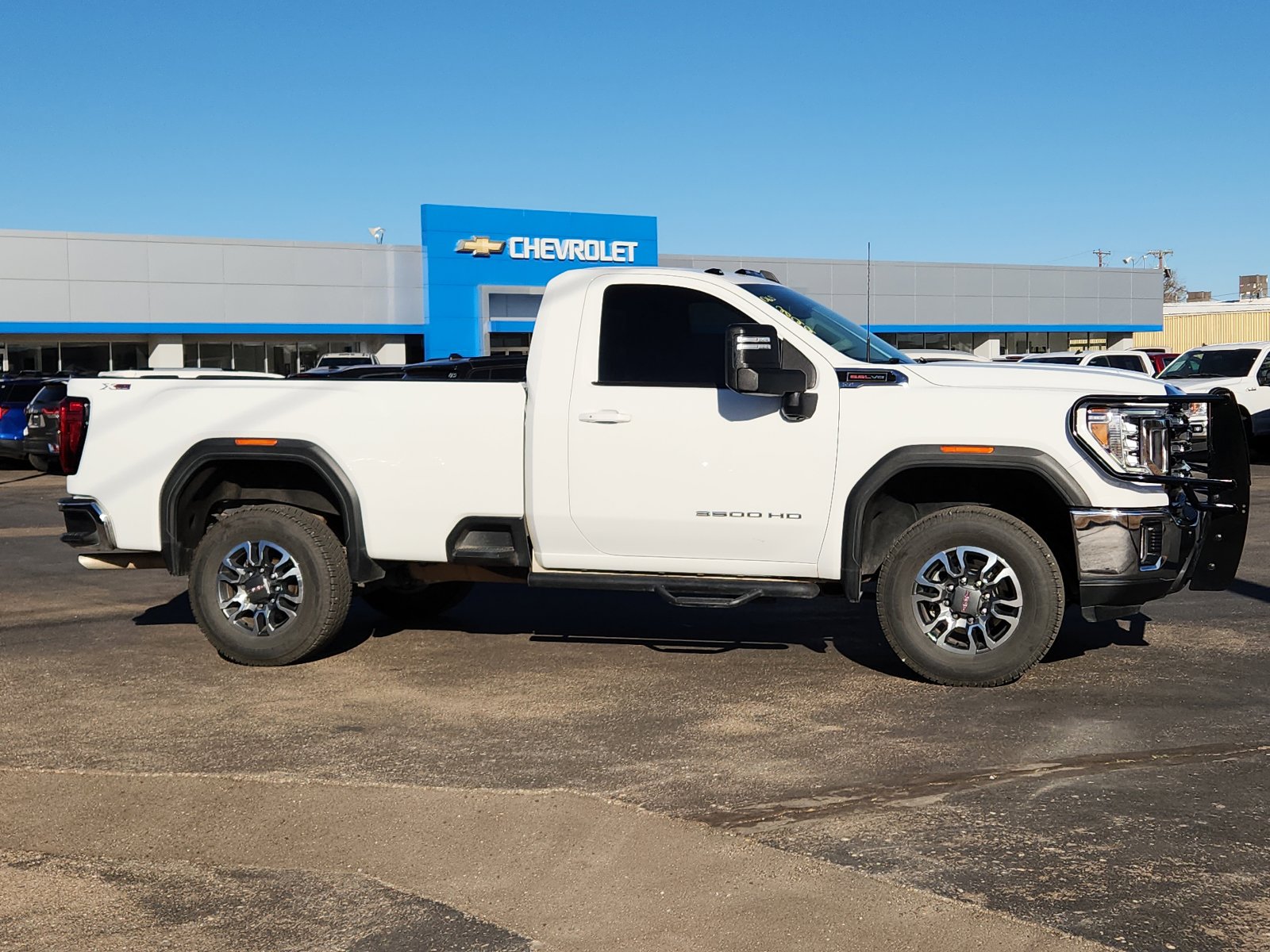 Used 2022 GMC Sierra 3500 SLE w/ SLE Convenience Package image 5