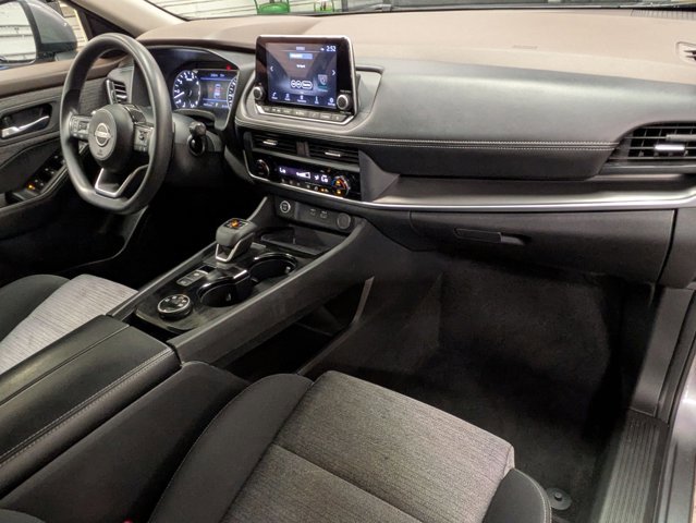 Used 2023 Nissan Rogue SV image 21