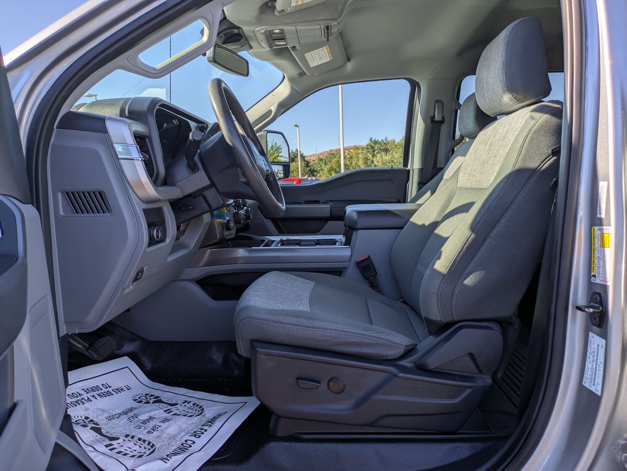Used 2023 Ford F350 XLT AWD/4WD image 16