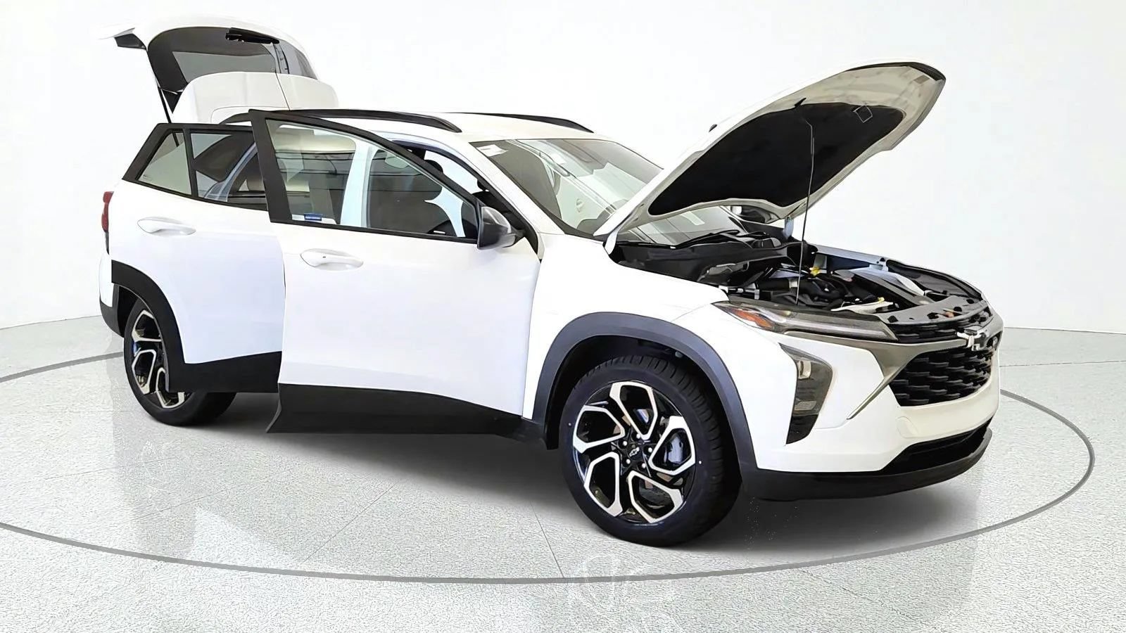 Used 2025 Chevrolet Trax RS w/ Driver Confidence Package FWD image 11