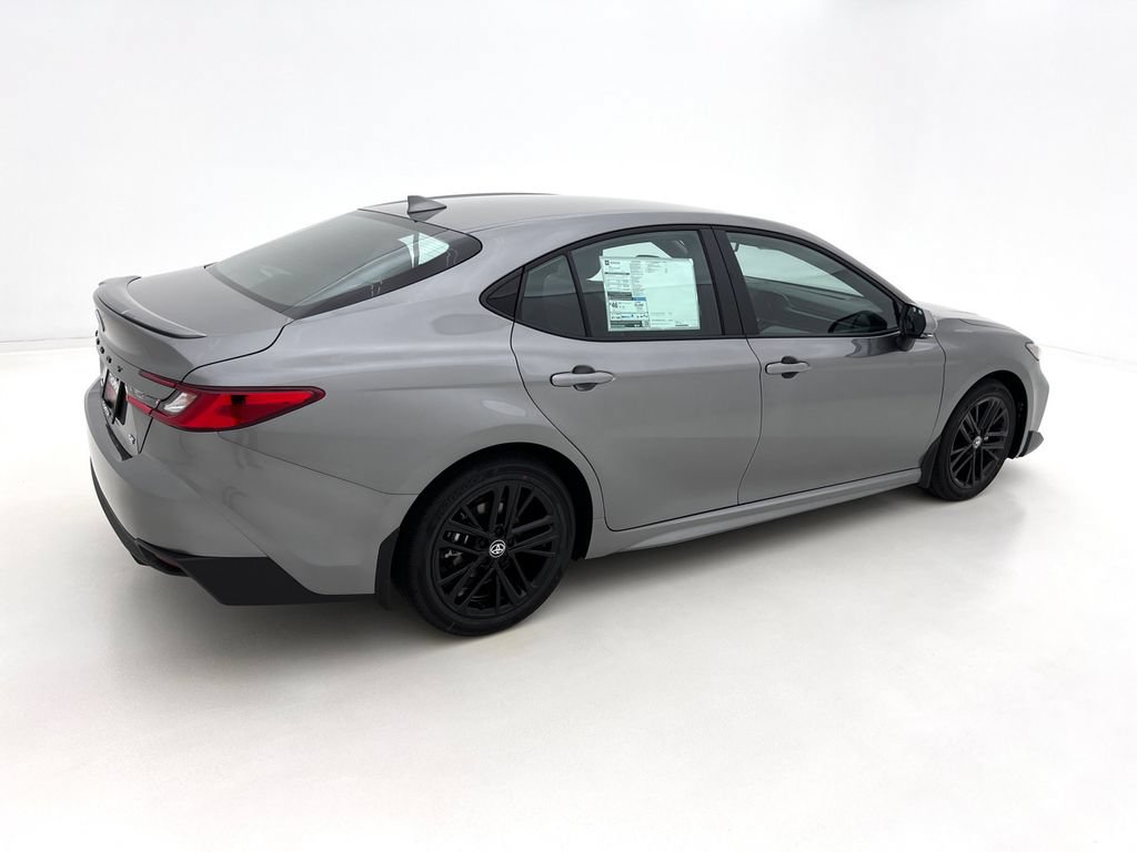 New 2026 Toyota Camry SE FWD image 4