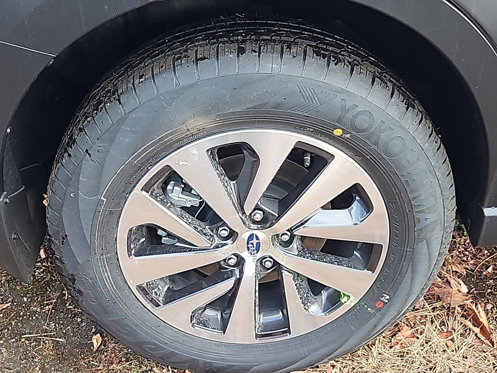 New 2025 Subaru Outback Premium image 3