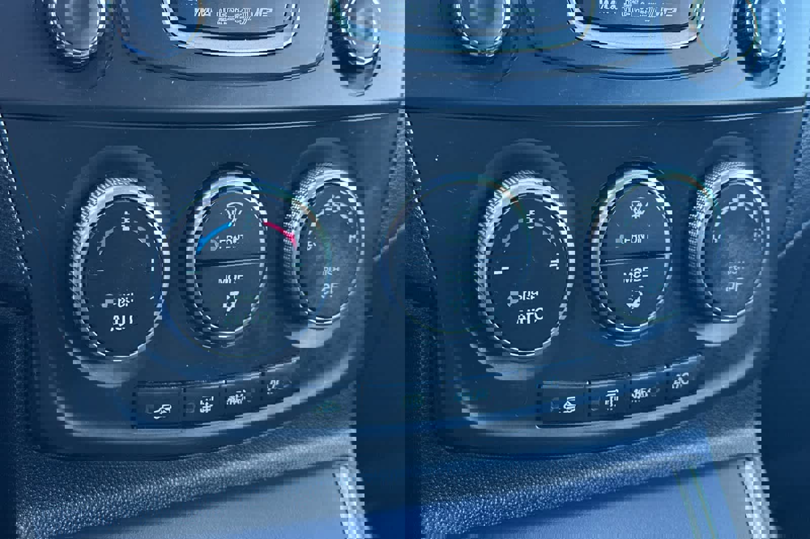 Used 2012 MAZDA MAZDA5 Grand Touring image 22