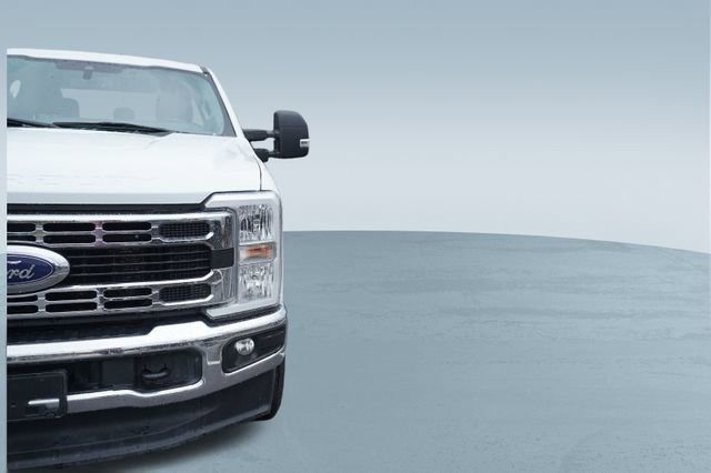 Used 2023 Ford F250 XLT w/ FX4 Off-Road Package image 37