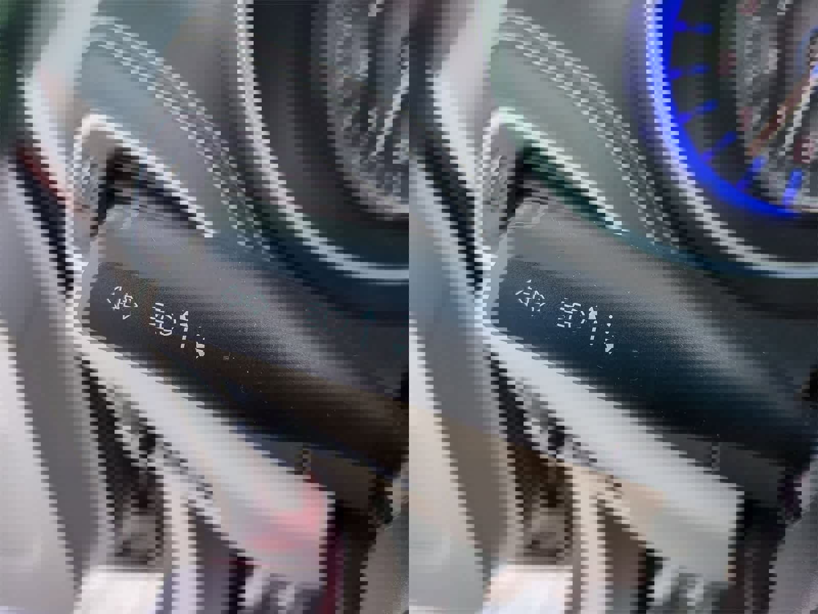 Certified 2022 Chrysler Pacifica Touring-L w/ Uconnect Theater Family Group image 26