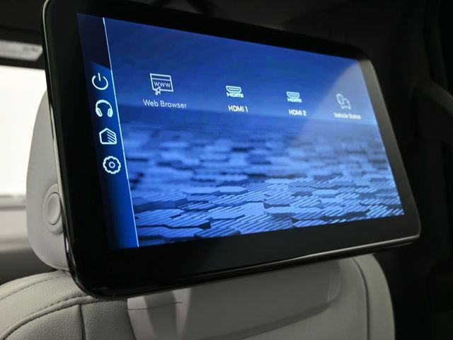 New 2025 Chevrolet Suburban Premier AWD/4WD image 22